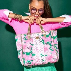 Lilly Pulitzer Tote Hibiscus Kiss